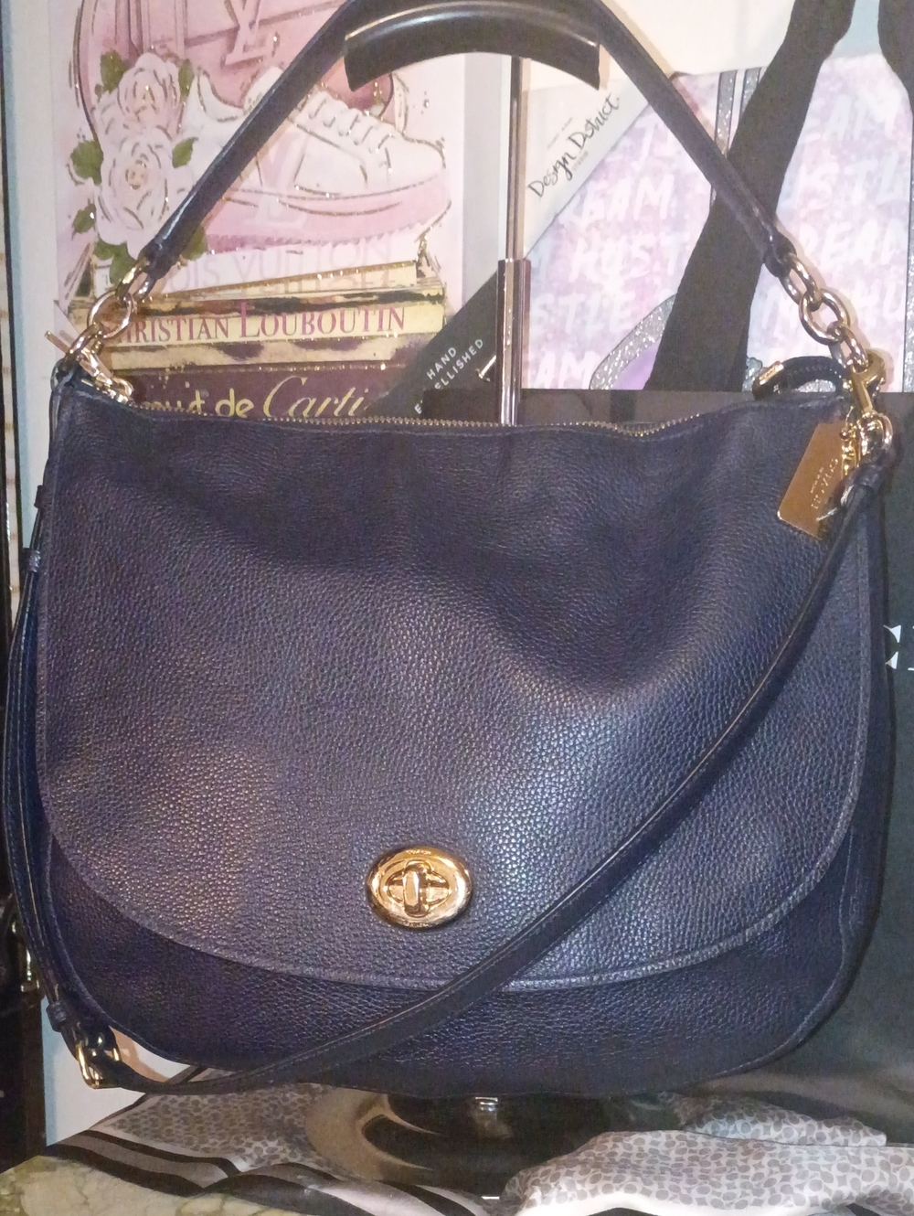 Coach Turn Lock Hobo Bag - Picture 3 of 15